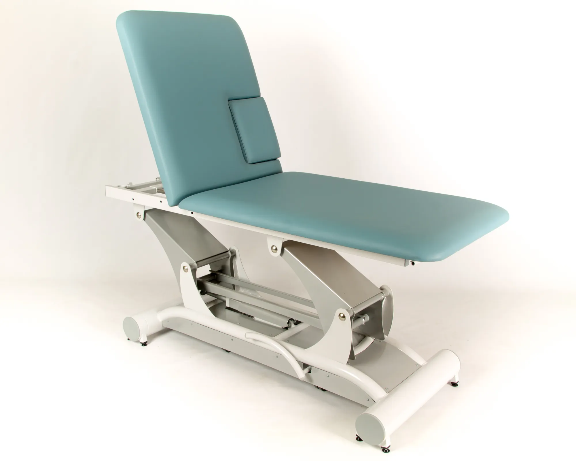 Neuva E examination table, view 1