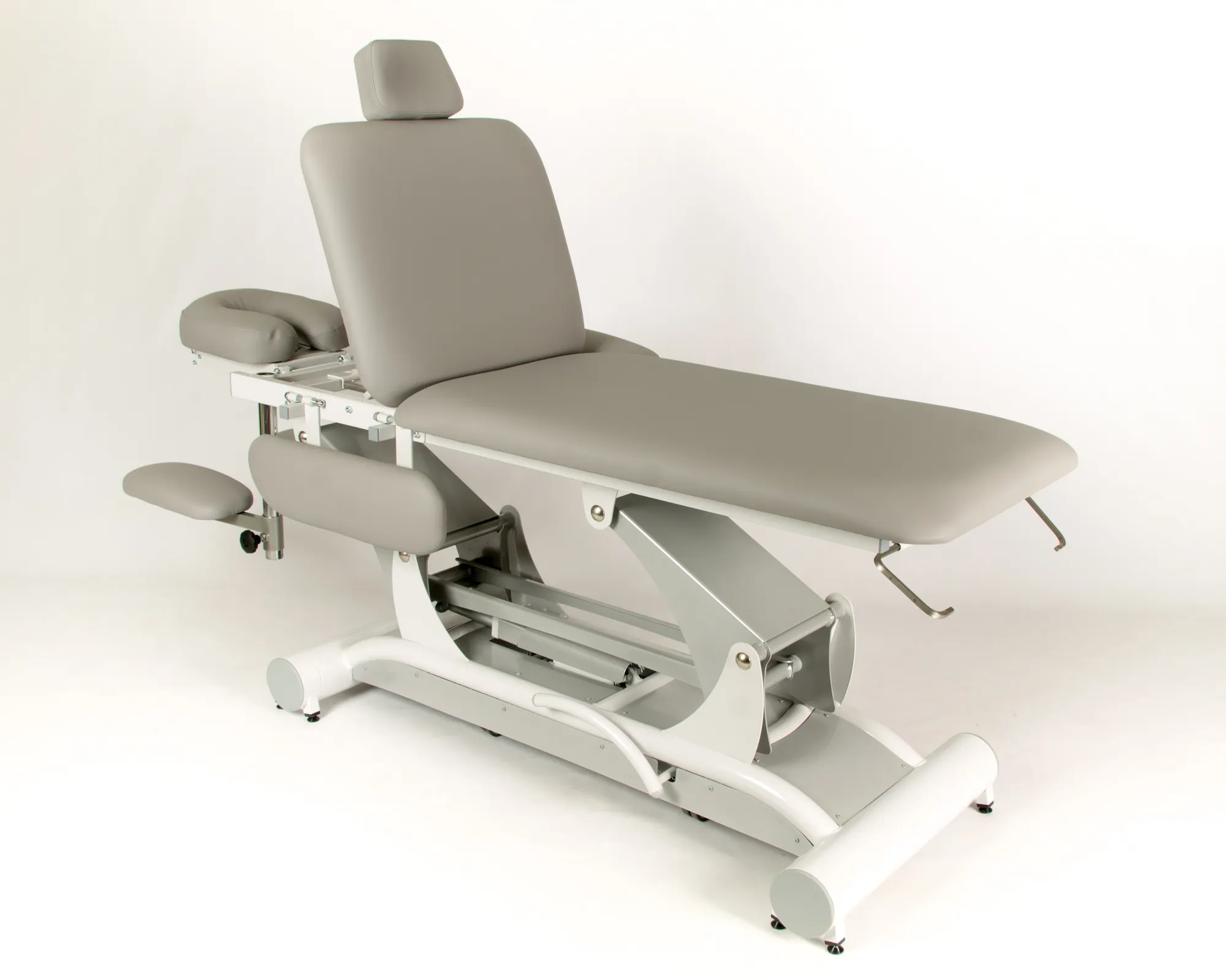 NEUVA ML massage table, view 1