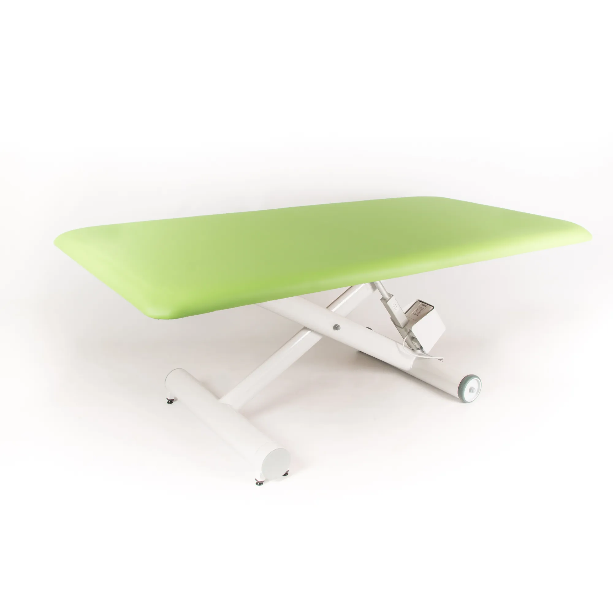 Simple Bobath examination table, view 1